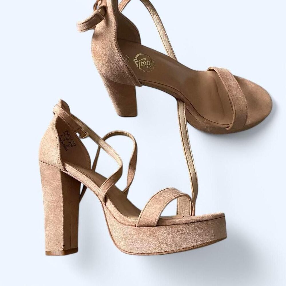 Trary Cream Tan Faux Suede Platform Block Heel Sandals 24S017527 Size 8